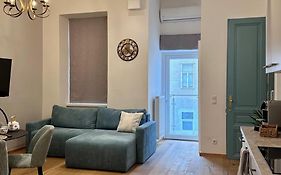 Donau Dreams Modernes Hideaway L Hg9